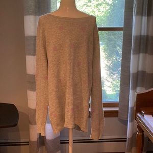 Grey and purple dots